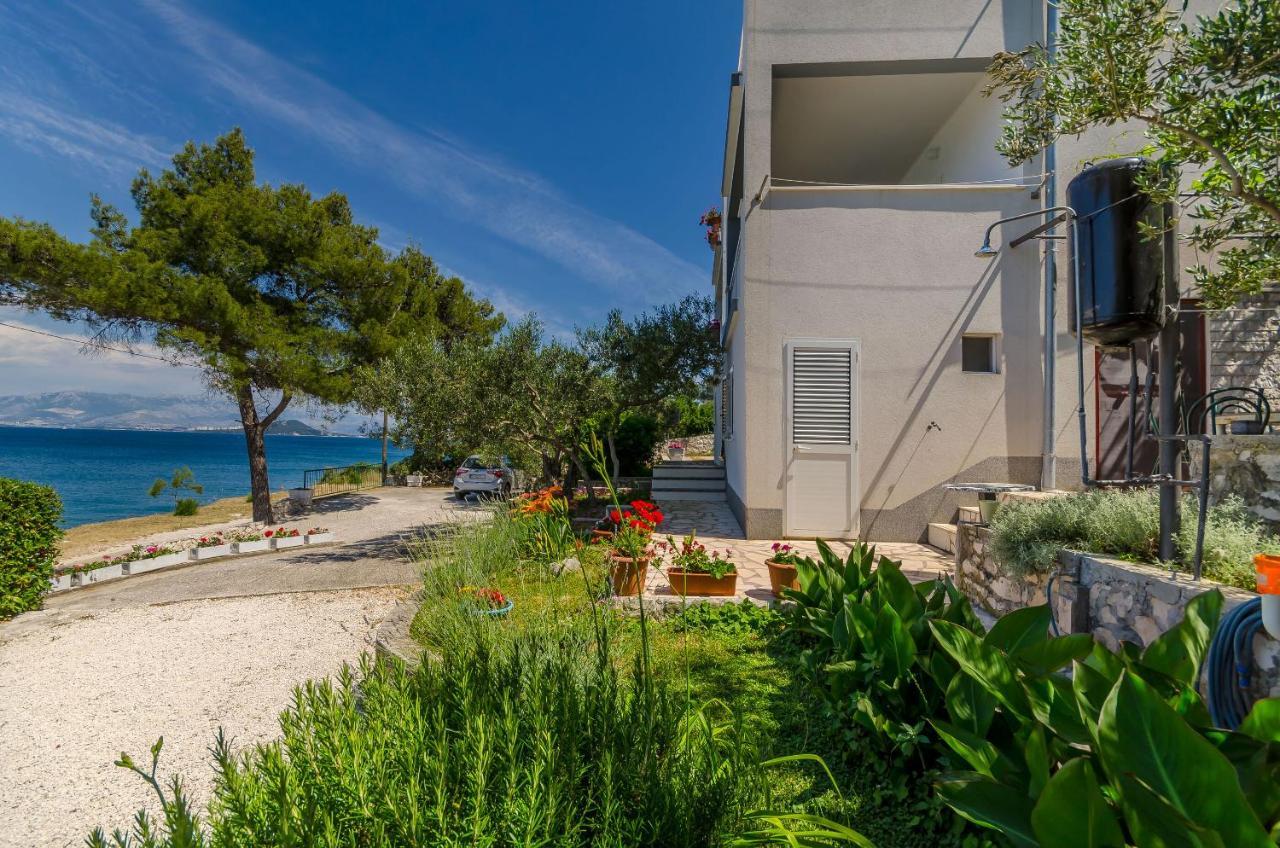 Apartments Dragica Slatine Exterior foto